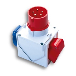 Adattatore  da s.CEE rossa a 2 p.CEE Blu/Rosso