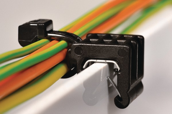 Fascetta fissaggio su bordo T50ROSE 2 pezzi preassemblata EdgeClip per spessore lamiera 3-6 mm uso quadristica e automotive