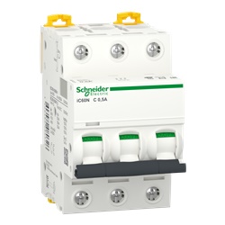 Interruttore magnetotermico miniaturizzato 3 poli C 0,5A 6000A protezione cortocircuiti e sovraccarichi guida DIN IP20/IP40