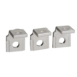 Terminali a squadra 3 pezzi per Compact NSX 400/630 con nervature anti-rotazione e separatori fase