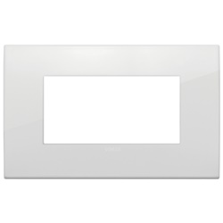 Placca Classic 4 moduli metallo polar total look diaframma bianco per installazioni elettriche