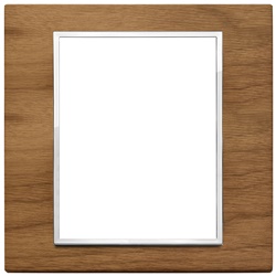 Placca 8 moduli legno naturale noce italiano design elegante per installazioni elettriche