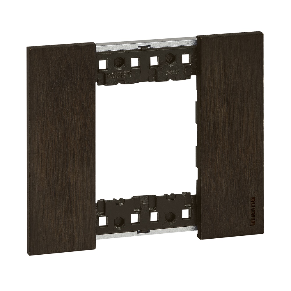 Placca Living Now 2 moduli legno noce design moderno per interruttori e prese