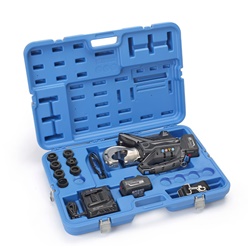 Crimpatrice oleodinamica a batteria B1300-C 130 kN con 7 matrici esagonali 50-240 mm² per capicorda e giunti B.T. con valigetta trasporto
