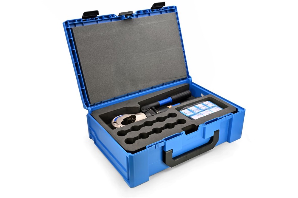 Kit utensile oleodinamico HT131-C 130 kN con 7 coppie matrici esagonali per capicorda da 50 a 240 mm² e valigetta trasporto