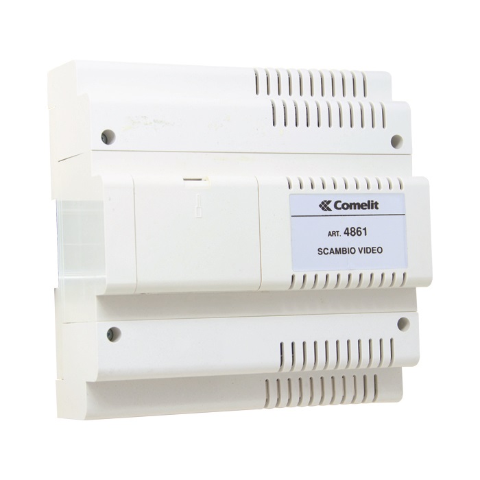 Scambio audio-video automatico per cablaggio semplificato, 2 o più ingressi, montaggio DIN 8 moduli