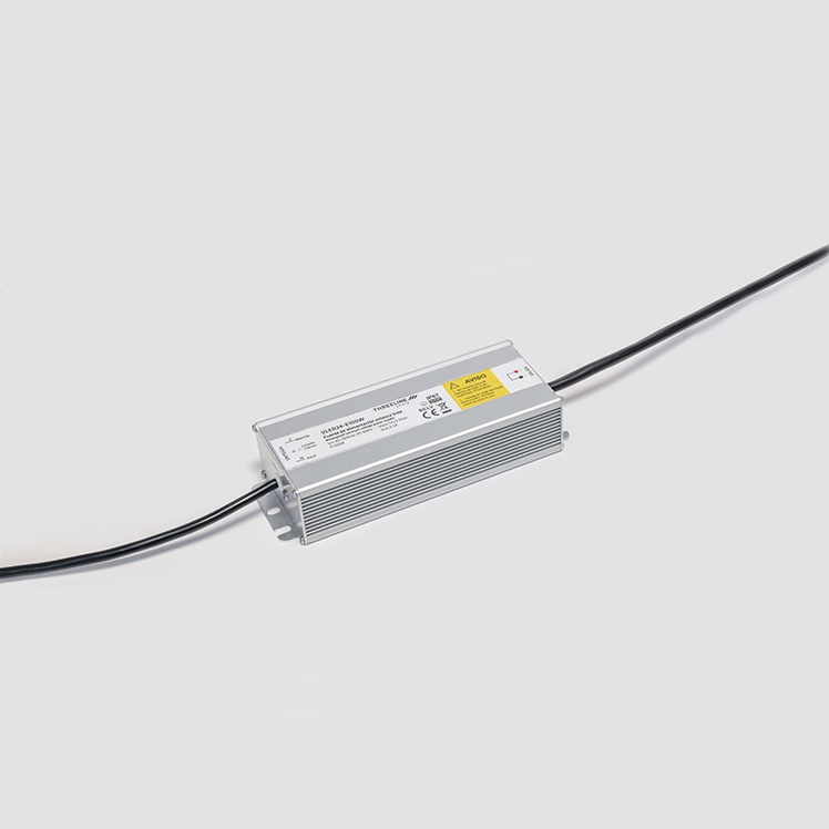 ALIMENTATORE 24V/100W IP67